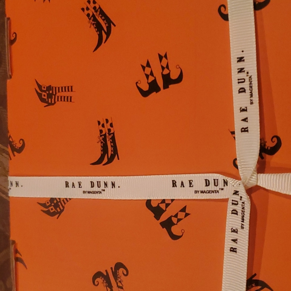 Rae dunn boxed new 4 awesome white black writing 4 gorgeous ceramic coasters - Picture 2 of 3